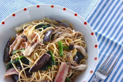 ナスとベーコンのパスタ