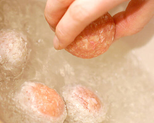 白菜と肉団子のスープの作り方の手順2