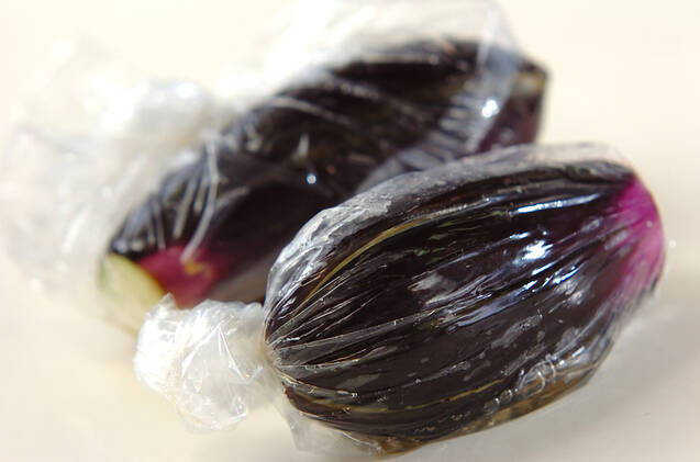 塩もみナスの作り方の手順3