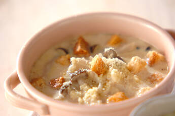 たっぷりチーズのミルクスープ