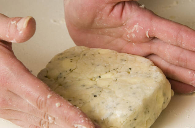 バジルとチーズのスコーンの作り方の手順3