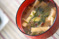 ブラウンエノキのみそ汁