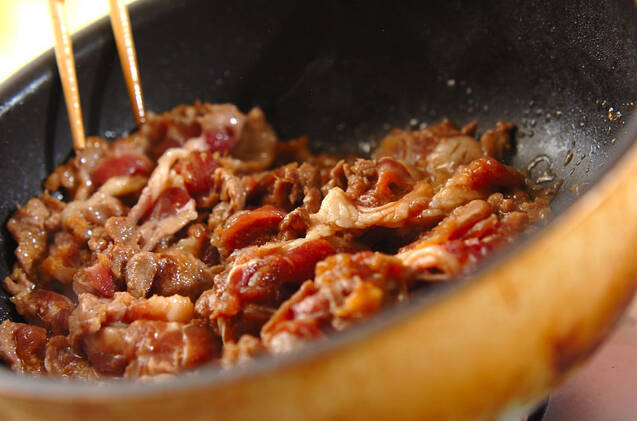 絶品甘辛ダレで！ジンギスカン風ラム肉の炒め物の作り方の手順5