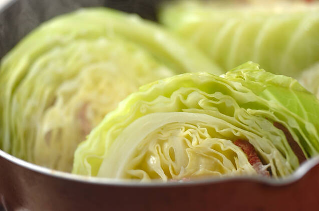 キャベツとコンビーフのミルク煮の作り方の手順4