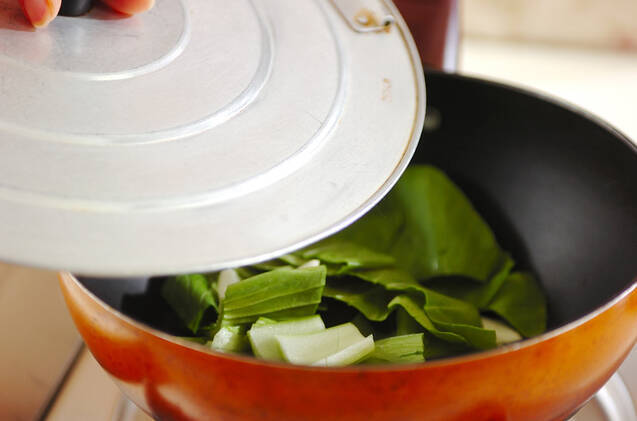 チンゲンサイの蒸し煮の作り方の手順2