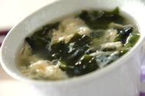 ワカメと卵のスープ