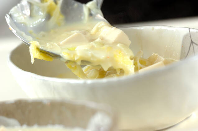 カニ入りコーンスープの作り方の手順3