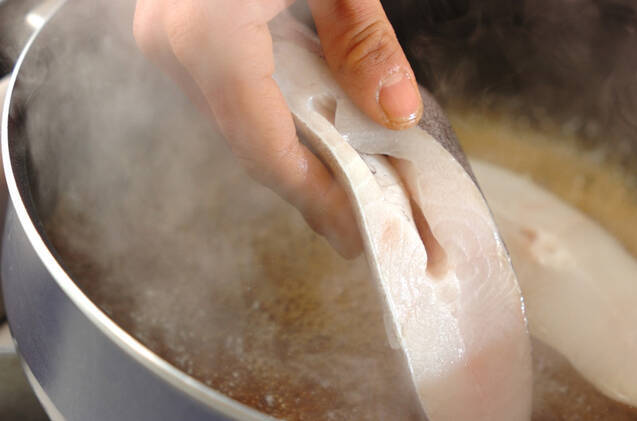 ほっとする味 甘辛カラスカレイの煮付けの作り方の手順4