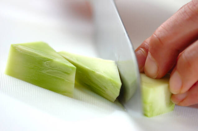 ブロッコリーのマスタード和えの作り方の手順1