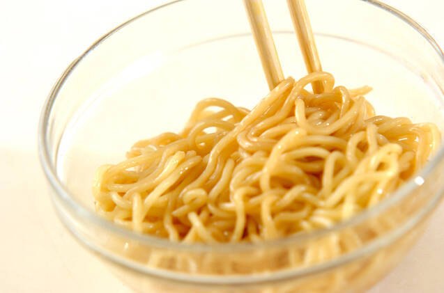 味付け簡単！塩焼きそば 野菜たっぷりで大人気 基本の作り方の作り方の手順1