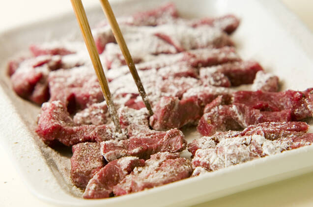 本格ビーフストロガノフ 15分でできるお手軽レシピ byTomozouさんの作り方の手順2