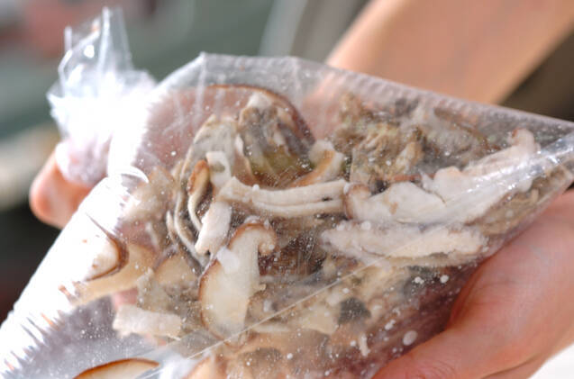 くずたたきキノコ汁の作り方の手順4