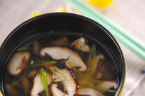 くずたたきキノコ汁