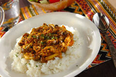 サバ缶で手軽にドライカレー 15分で出来る