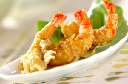 ハーブ風味のエビ天ぷら