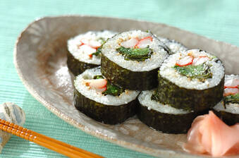 新ワカメの巻き寿司