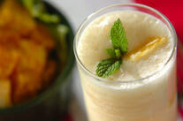 パイナップルラッシー