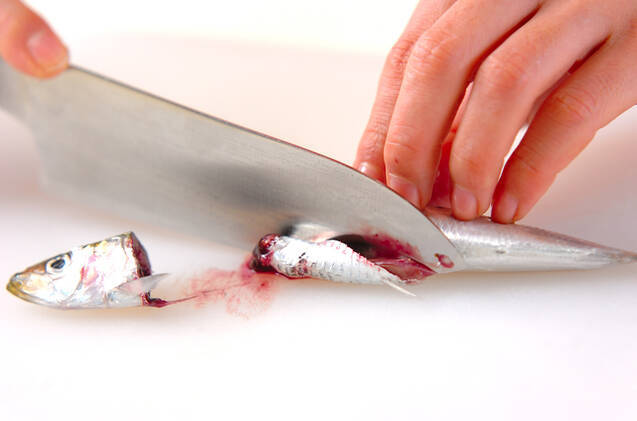 イワシのフライの作り方の手順1