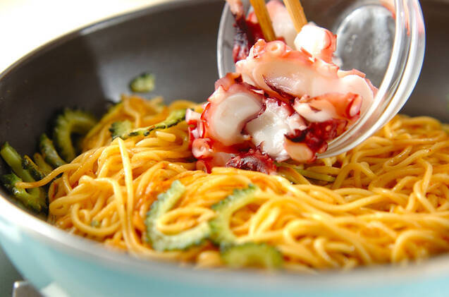 ゴーヤとタコのキムチ焼きそばの作り方の手順5