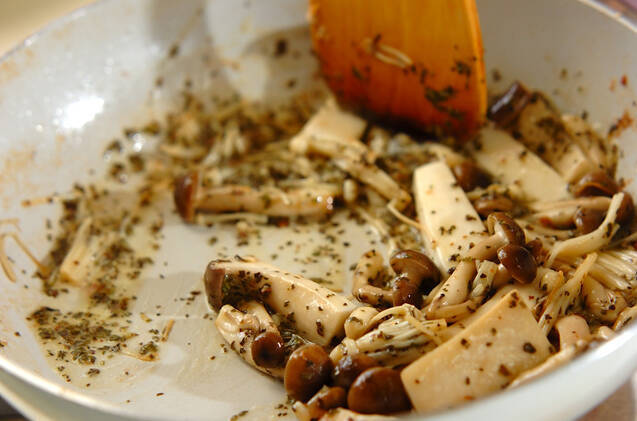 濃厚バジルソース サーモンのムニエル by山口 祐未さんの作り方の手順7