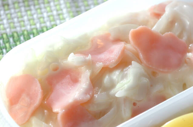 玉ネギとハムのマリネ