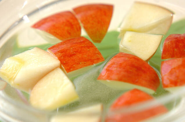 簡単リンゴのデザートの作り方の手順1