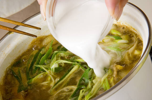 おうちで作る！絶品カレーうどん 簡単に本格的な味わいをの作り方の手順4