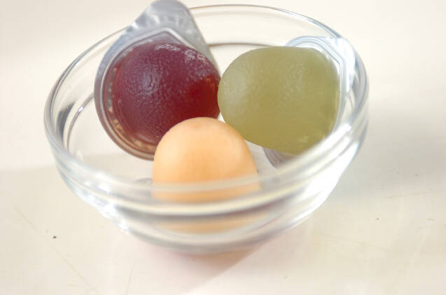 冷凍ミニカップゼリーの作り方の手順1