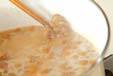 納豆とナメコのみそ汁の作り方の手順3