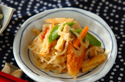 切干し大根とちくわの煮物