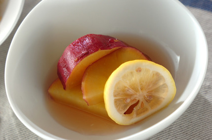 サツマイモのハチミツレモン煮