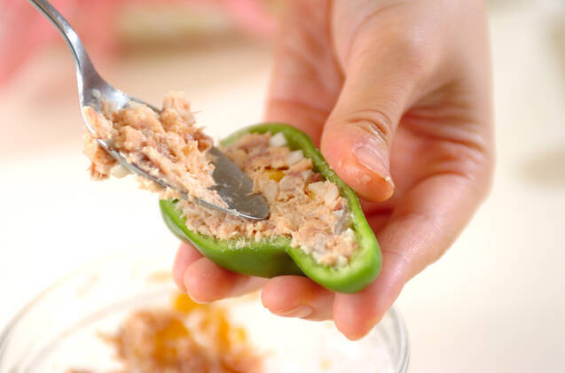 サーモンピーマンカップの作り方の手順2