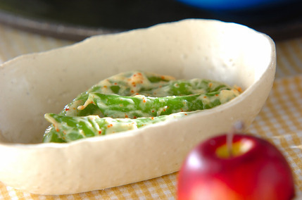 エンドウのピリ辛マヨ和え