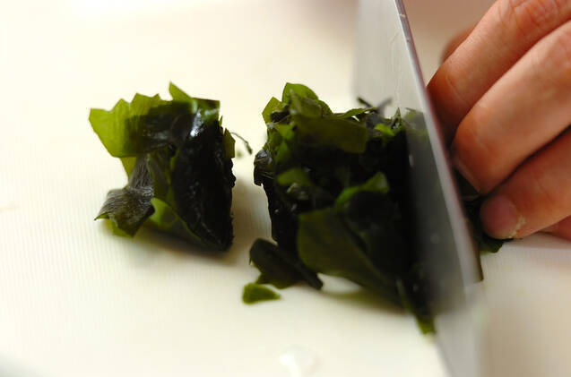 ワカメ入り茶碗蒸しの作り方の手順1