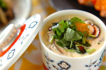 ワカメ入り茶碗蒸し