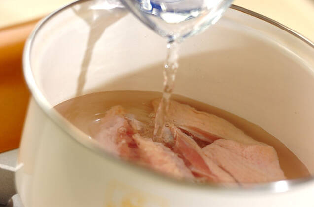 手羽中のエスニックマリネの作り方の手順1