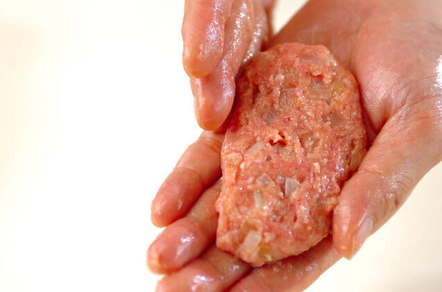 ぞうさんハンバーグの作り方の手順4