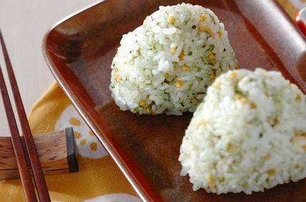 ぶぶあられおにぎり