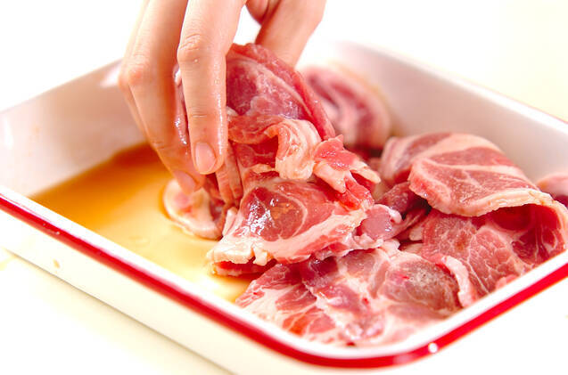豚のショウガ焼き丼の作り方の手順1