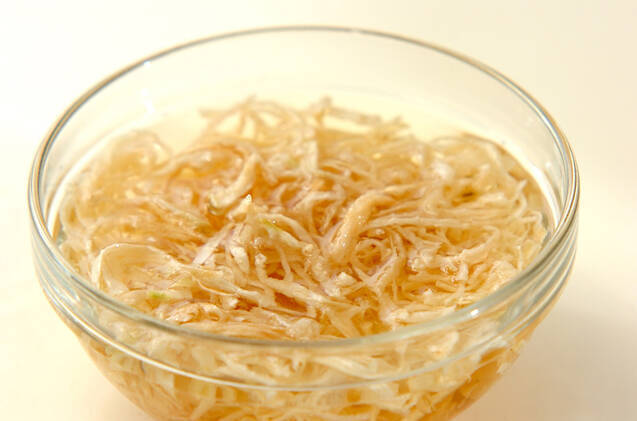 切干し大根と油揚げの煮物の作り方の手順1