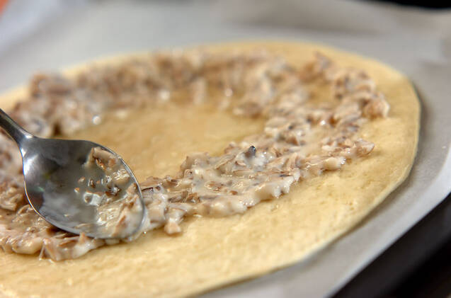 とろ～り半熟卵のピザビスマルクの作り方の手順3