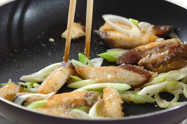 ブリの黒酢炒めの作り方の手順5