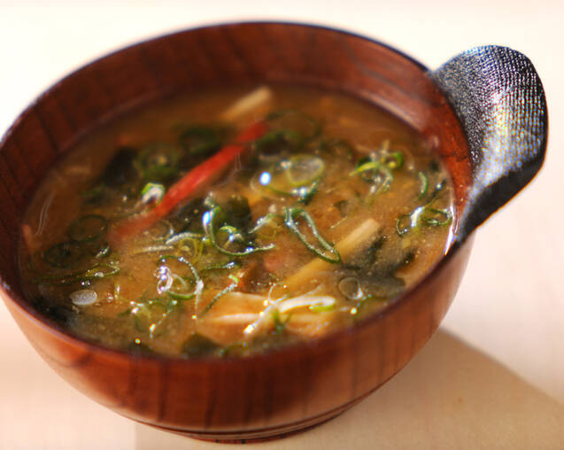 カニ風みそ汁