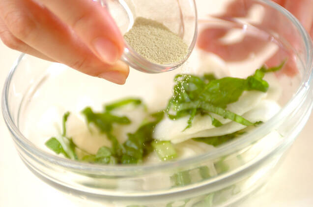 カブの昆布茶和えの作り方の手順2