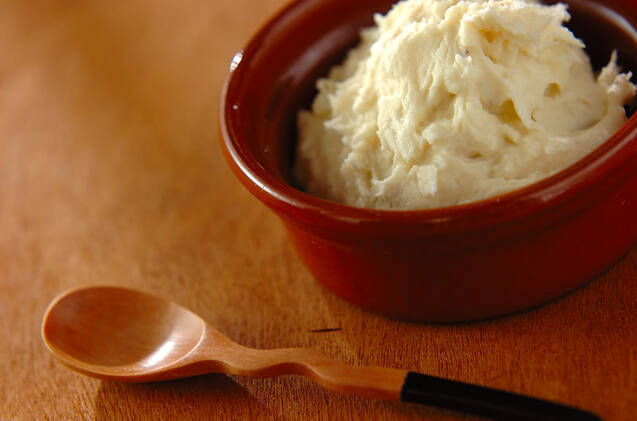 じゃがいもとクリームチーズ、生クリームをマッシュしたポテトディップ