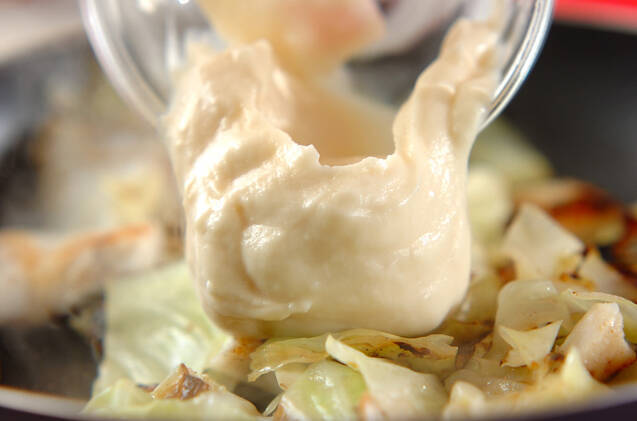 タラとキャベツのホワイトソース煮の作り方の手順3