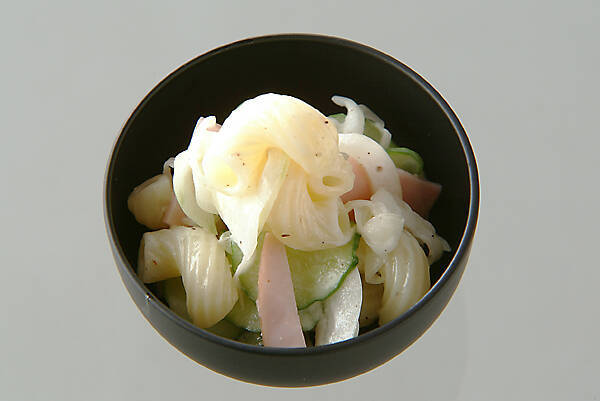 マカロニサラダ