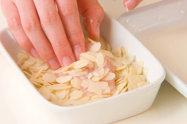 ささ身のアーモンド揚げの作り方の手順2