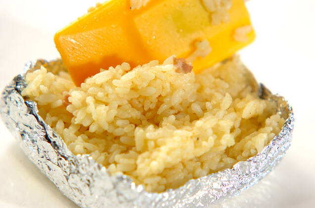 カレー風味のクリーミー焼きご飯の作り方の手順1