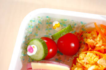 キュウリとプチトマト